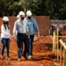 Verri visita obras esportivas maringaenses em andamento com recursos de emendas
                
                    Construções e reformas nas áreas do Esporte e Lazer de Maringá receberam, nos últimos cinco anos, mais de R$ 1,7 milhão em emendas parlamentares do deputado federal