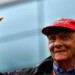 Luto na Fórmula 1. Morre Niki Lauda, uma lenda do automobilismo
                
                    "Com profunda tristeza, anunciamos que nosso amado Niki morreu tranquilamente em companhia de seus caros familiares"