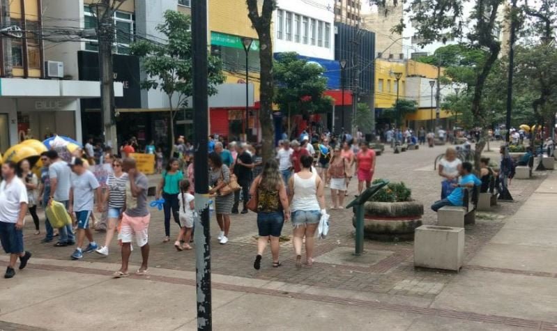 Prefeitura de Londrina multará em até R$ 120 mil quem causar aglomeração