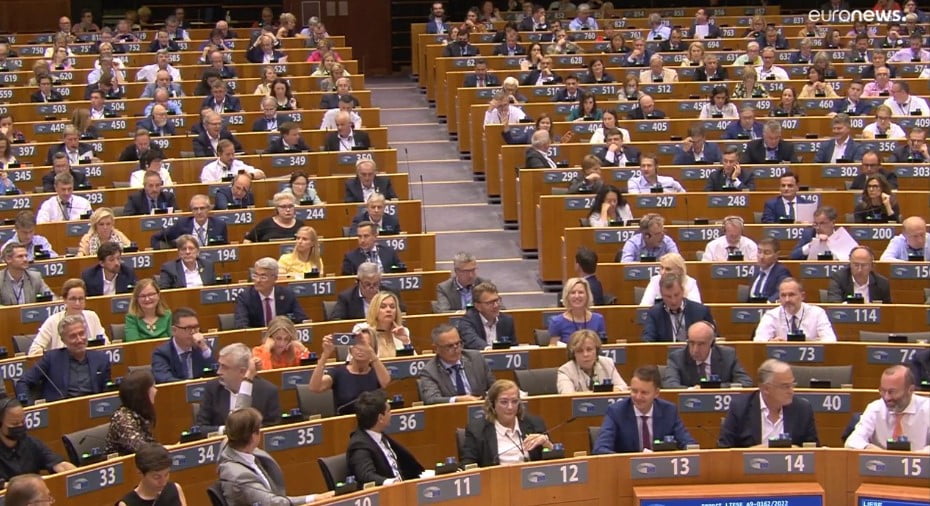 Eurodeputados querem reduzir emissões de gases em 55% até 2030 2