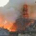 VEJA AO VIVO:  O que restou da Catedral de Notre Dame de Paris, após o incêndio incontrolável de ontem. Franceses incrédulos cantam Ave Maria 2