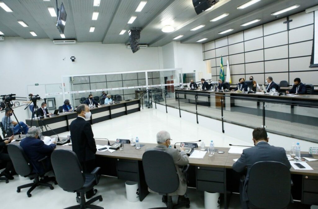 Aprovado projeto que prorroga por 6 meses o pagamento de taxas e impostos municipais de Maringá