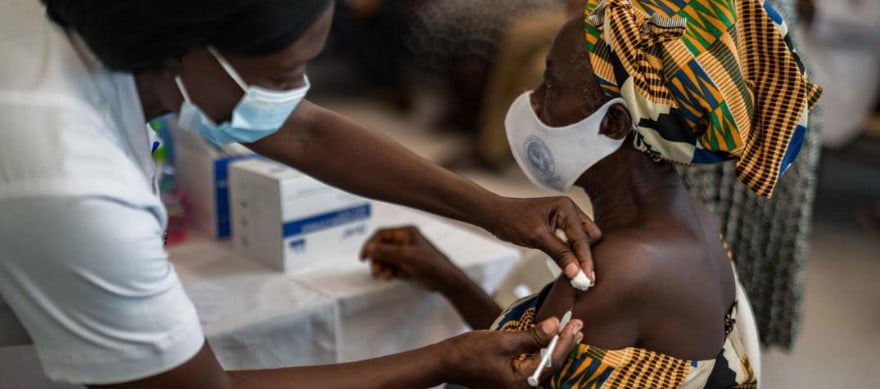 Assembleia Geral prepara reunião de alto nível sobre vacinas para todos em 2022