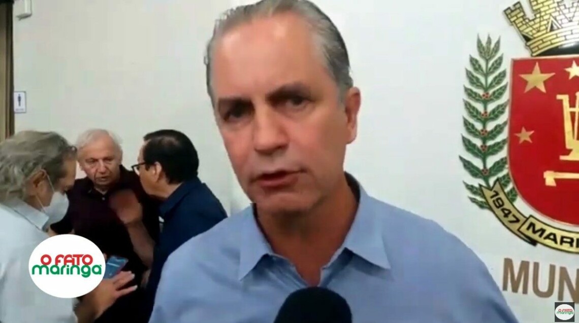 CASO SANEPAR: "Não vamos fazer acordo; vamos retomar o serviço", diz Ulisses em entrevista a O FATO Maringá
                
                    Audiência online de conciliação de hoje (5) no STF termina mais uma vez sem acordo. "Agora basta", diz o prefeito que reassumiu o cargo nesta sexta.