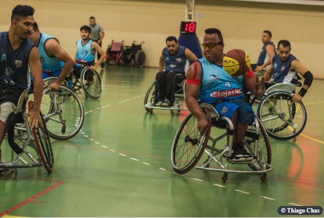 Centro de Referência na UEM capacitará professores para formar atletas paralímpicos
                
                    Fruto de um convênio entre o Comitê Paralímpico Brasileiro (CPB) e a universidade, por meio do Departamento de Educação Física, o Centro de Referência já é visto como um polo de disseminação do esporte paralímpico.