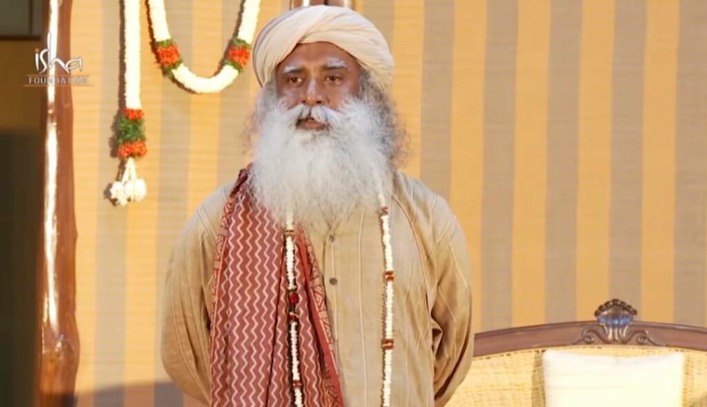 Como Viver Feliz ?  Sadhguru nos aconselha a olhar na direção justa