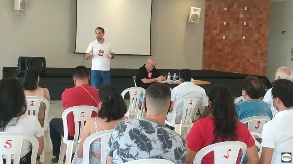 Deputado Enio Verri realiza em Maringá encontro de planejamento com sua equipe de trabalho