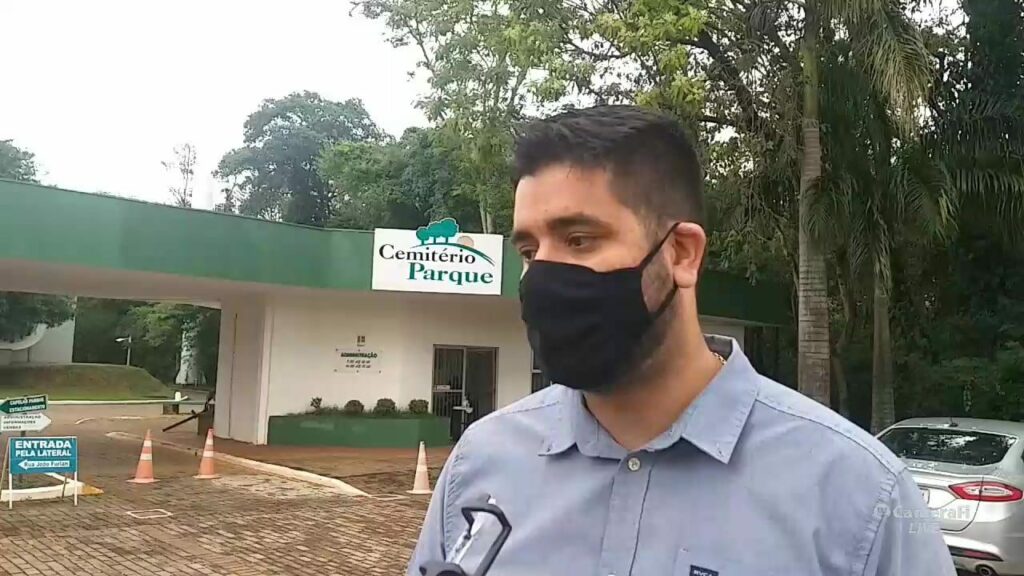 FINADOS: Cemitério Parque de Maringá está pronto para receber visitantes 
                
                    O cemitério municipal de Maringá também abre a partir do sábado (31) até Dia de Finados (2), das 8 às 17h