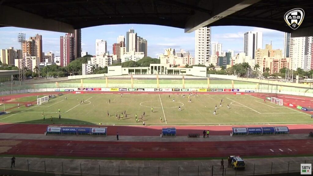 FUTEBOL: Aruko vence e conquista promoção à Série A do Paranaense em 2023
                
                     Vitória valeu ainda vaga na final da Segundona contra o Foz. Maringá terá dois times na Primeira Divisão.