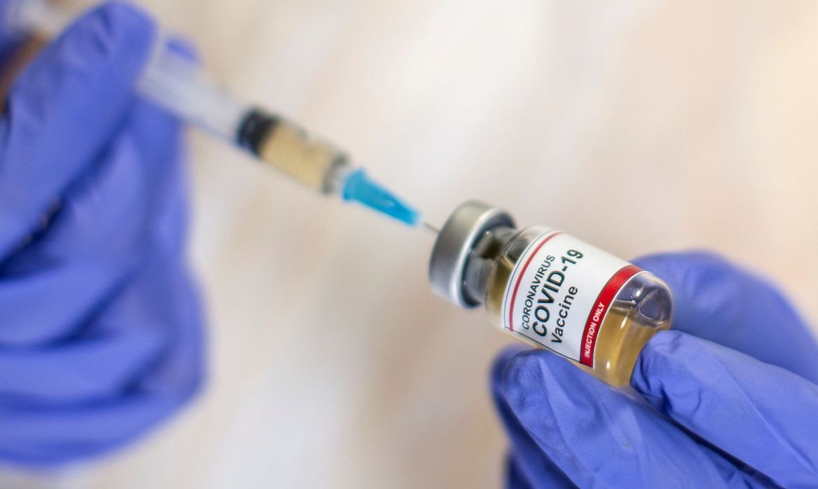 Governo anuncia hoje plano nacional de vacinação contra covid-19 2