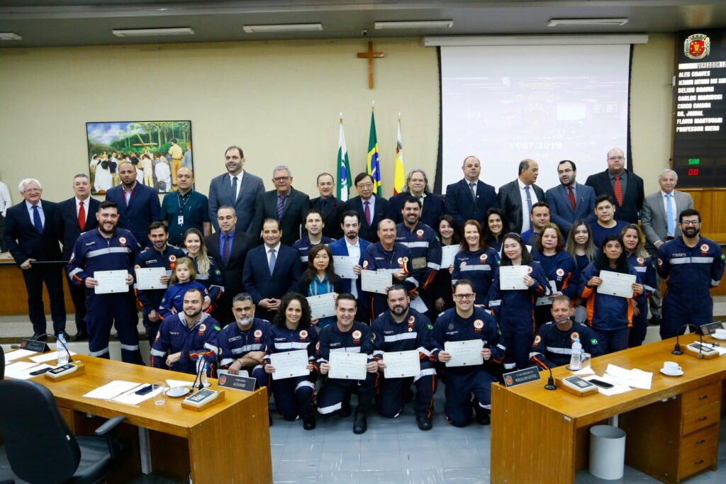 MARINGÁ: Câmara concede Brasão do Município e títulos do Mérito a  Samu Regional Norte Novo