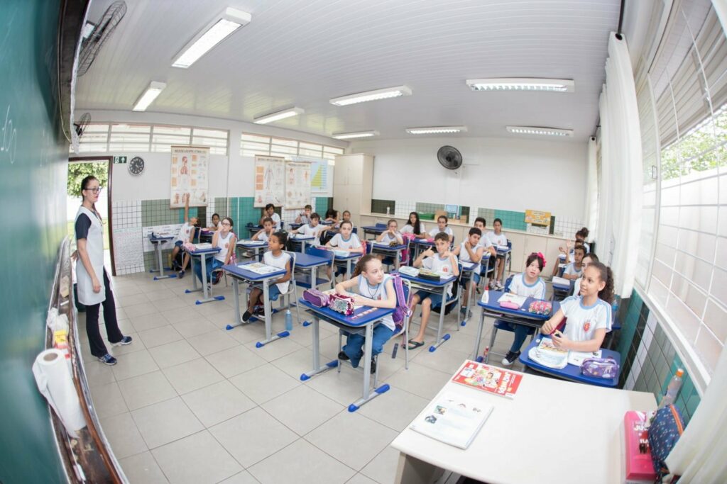 MARINGÁ: Mudanças no currículo escolar trazem avanços à aprendizagem    
                
                    FOTO: Vivian Silva/PMM