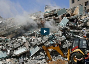 Novos ataques a Gaza matam dezenas de pessoas