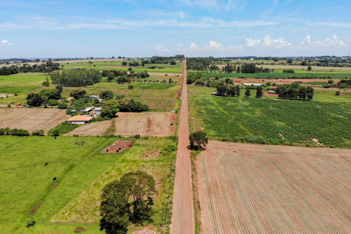 PARANÁ: Estudo garante economia de R$ 700 milhões na Nova Ferroeste
                
                    Análise técnica apresentada ao governador Carlos Massa Ratinho Junior neste mês revelou que o melhor itinerário tem 1.285 quilômetros de trilhos ao invés dos 1.370 incialmente projetados. Redução aumenta consideravelmente a viabilidade do projeto.