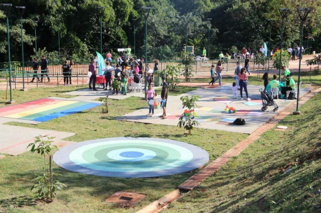 Prefeitura de Maringá entrega Parque Linear Rio Samambaia para a comunidade