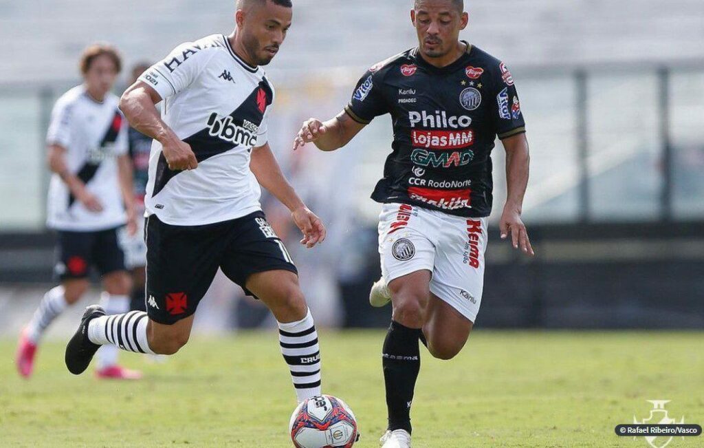 SÉRIE B: Operário mete 2 a 0 no Vasco em São Januário
                
                    Londrina também estreia bem e arranca um ponto do Brasil em Pelotas. Coritiba enfrenta o Avaí no Couto Pereira às 18h.