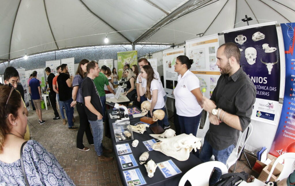 UEM na Praça será neste sábado ao lado do Mercadão