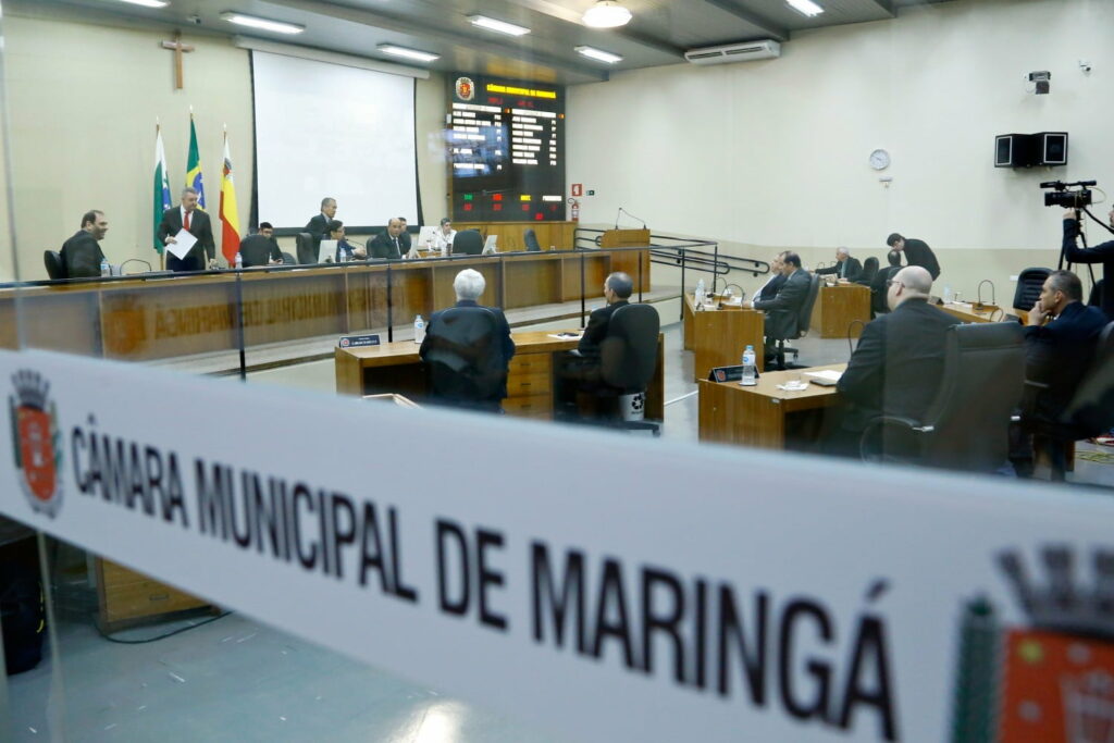 Vereadores maringaenses votam prorrogação do Refis para fevereiro