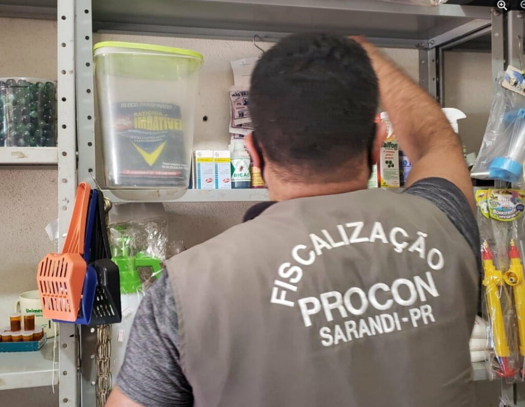 Vigilância Sanitária, PROCON e Polícia Civil de Sarandi realizam ação contra a venda do veneno utilizado para matar cães e gatos