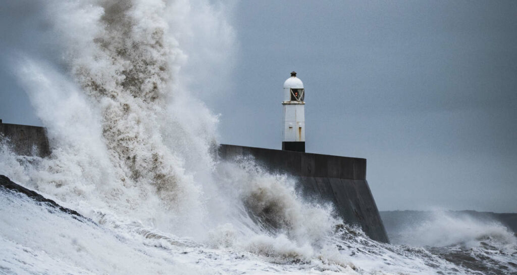 Tempestade no Japão: Alerta de tufão é emitido e “sem precedentes”