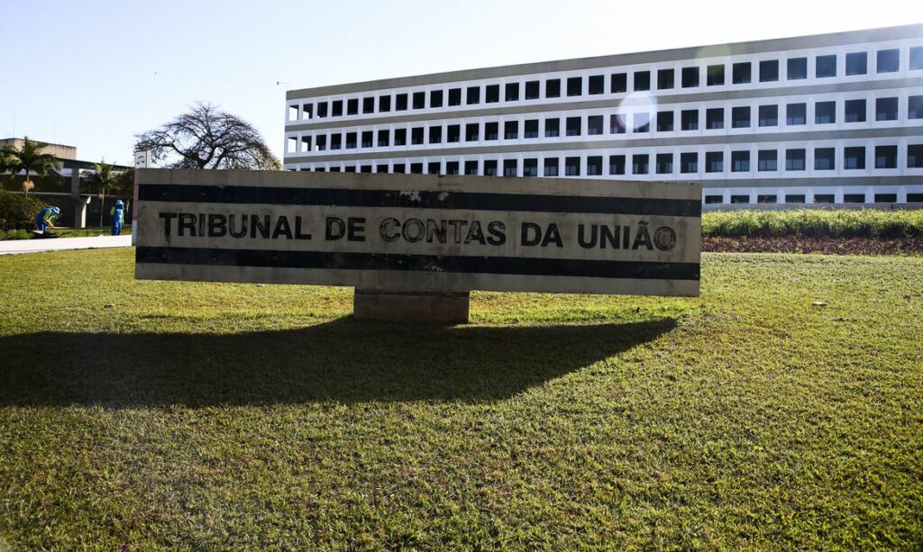 TCU vai checar resultado de 4.161 urnas no primeiro turno das eleições