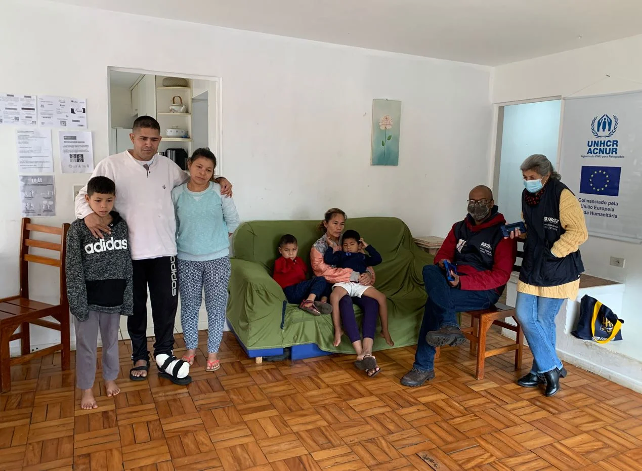 Censo 2022 chega a abrigo de pessoas refugiadas e migrantes em Porto Alegre nesta 5a feira