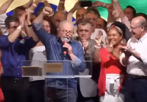 Reveja o discurso de Lula após a apuração 1