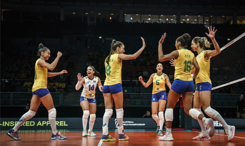 Brasil vai às quartas após virar contra Bélgica no Mundial de Vôlei