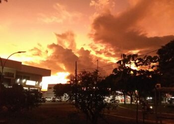 Terça com chuva, umidade alta e calor em Maringá