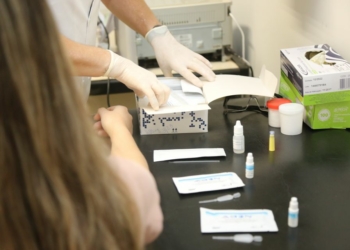 Prefeitura realiza mutirão de testes rápidos para detecção de sífilis, HIV e Hepatites B e C