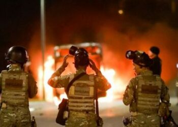 No dia 12 de dezembro Manifestantes tentaram invadir sede da PF e queimaram veículos em Brasília. foto arquivo - EBC