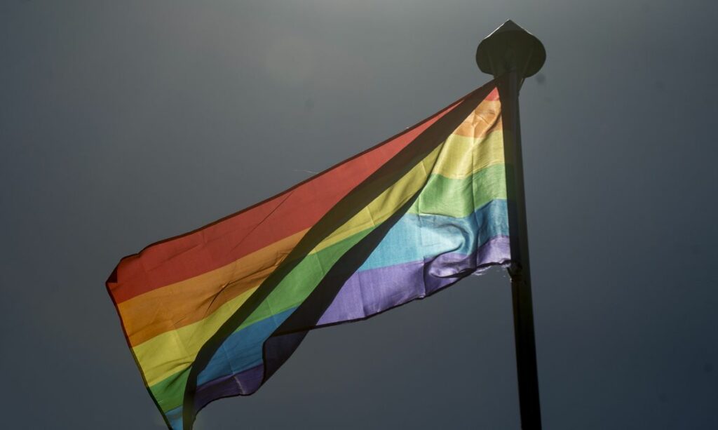 Brasil tem 12% de pessoas LGBT, mostra levantamento