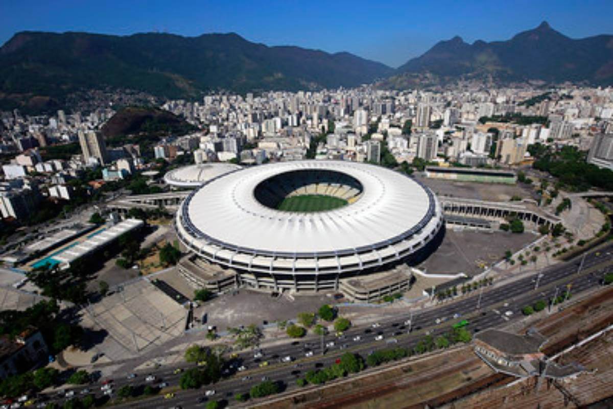 Vasco entra na Justiça para jogar contra Palmeiras no Maracanã