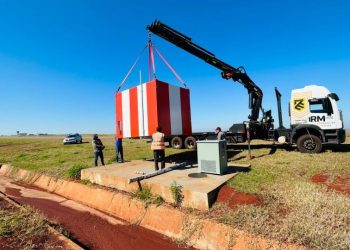 foto divulgação: Llanding System sendo instaladno no Aeroporto Regional de Maringá