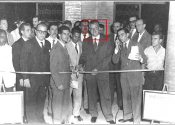 Em evidência, Trovador Luiz Otávio  - Príncipe dos Trovadores durante a abertura de uma exposição de trovas no ano de 1959 - FOTO - Divulgação