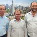 Na foto de OFATOMARINGA.COM, o prefeito Ulisses Maia, o deputado Elton Welter e o vereador Mário Verri