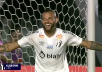 Guilherme marcou o segundo gol do Santos na vitória contra o Paysandu