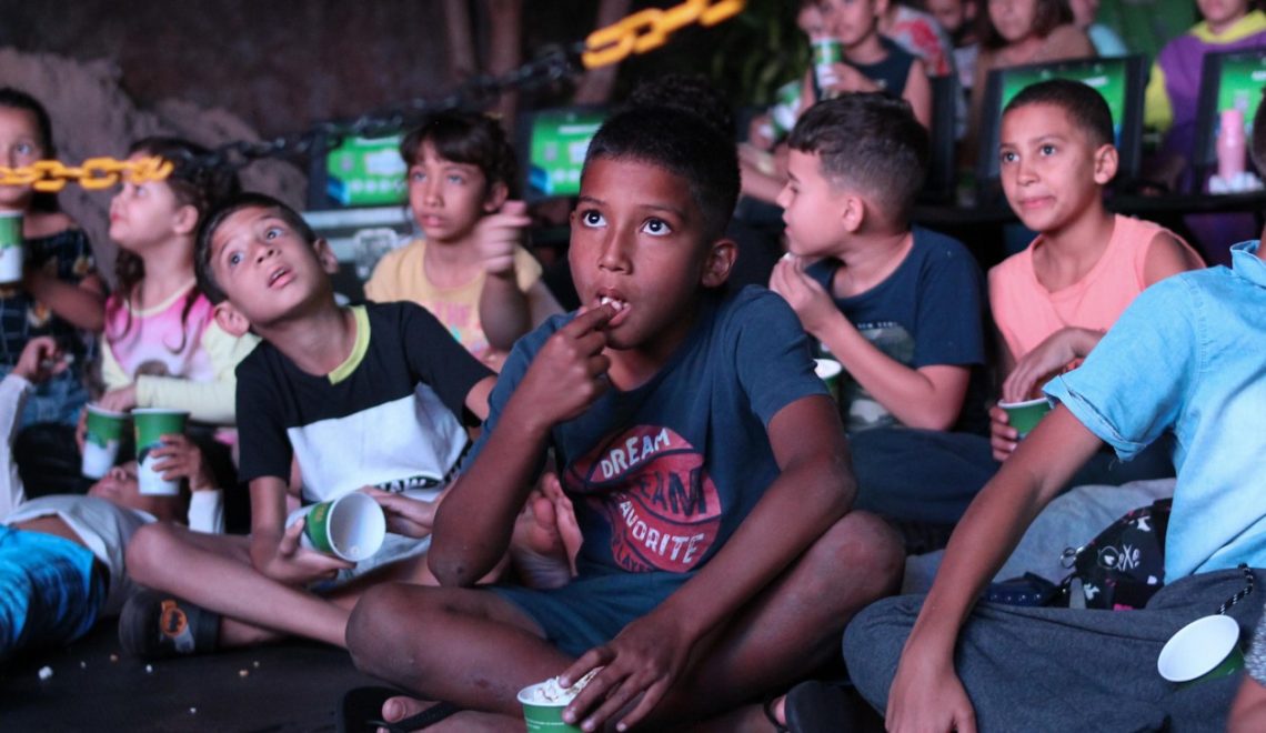 Cinema na Praça exibiu dois filmes em Santa Inês na noite desta quinta-feira, 15. - foto - ANDRÉ PEREIRA