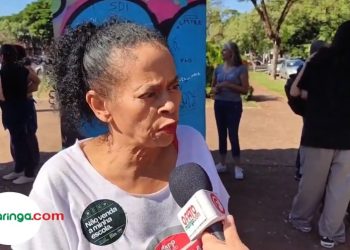 Na foto de OFATOMARINGA.COM, a professora Vilma Garcia durante a greve dos professores no mês de junho desse ano.