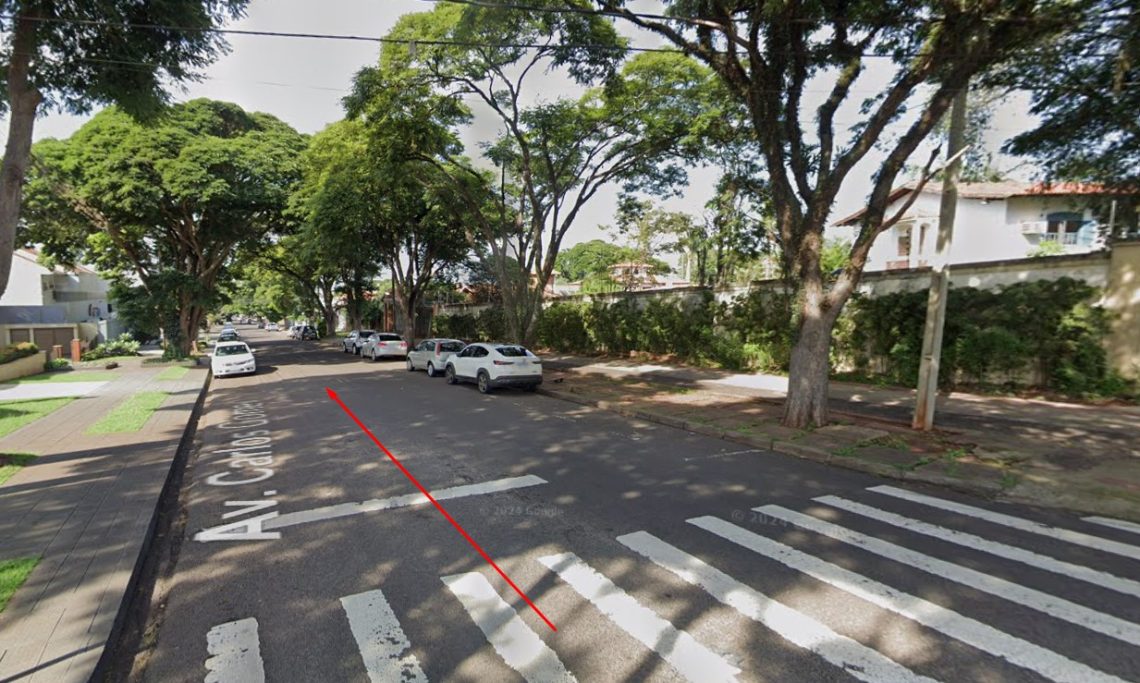 AVENIDA CARLOS GOMES PASSA A TER SENTIDO ÚNICO COM FLUXO EM DIREÇÃO A AVENIDA TEIXEIRA MENDES. maps