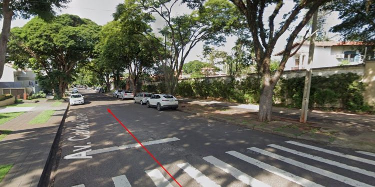 AVENIDA CARLOS GOMES PASSA A TER SENTIDO ÚNICO COM FLUXO EM DIREÇÃO A AVENIDA TEIXEIRA MENDES. maps