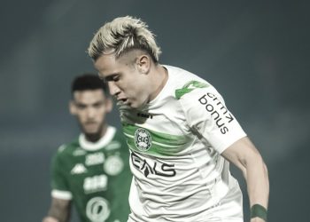 Matheus Frizzo fez o gol do Coritiba contra o Guarani. Foto: JP Pacheco/ Divulgação Coritiba.