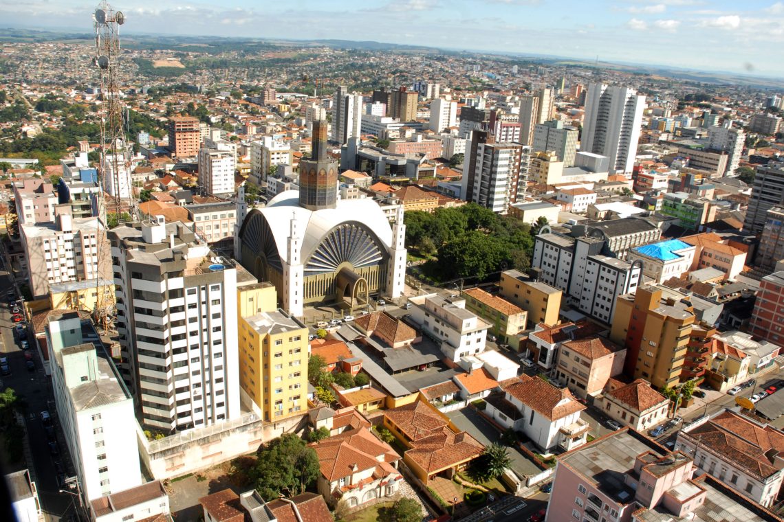 Vista aérea de Ponta Grossa, Região dos Campos Gerais do Paraná.
Ponta Grossa, 30/04/2010.
Foto: José Gomercindo/ANPr