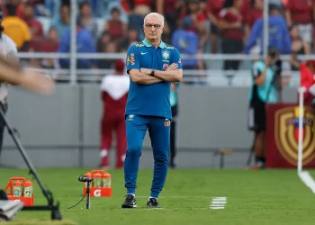 Dorival elogiou bastante a atuação do goleiro adversário, Romo
Creéditos: Rafael Ribeiro / CBF