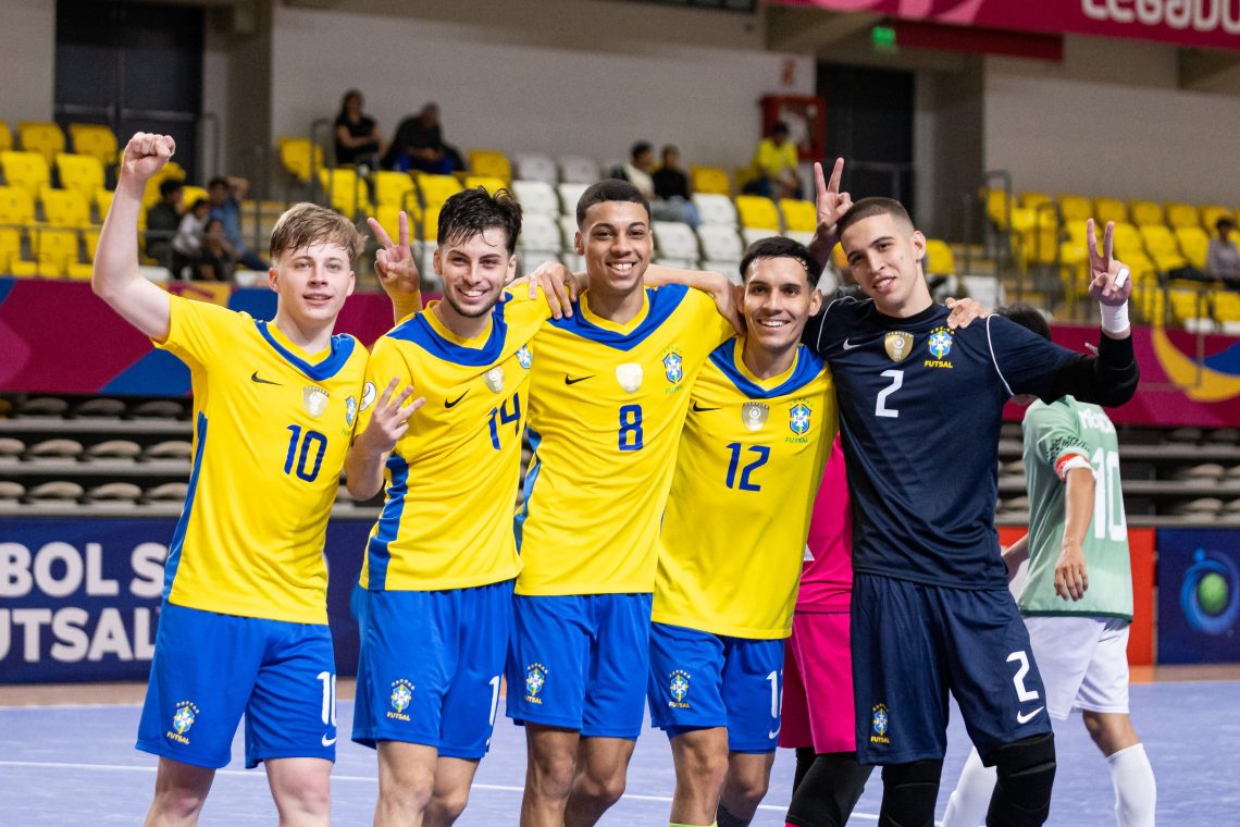 Seleção Brasileira está na semifinal do Sul-Americano Sub-20 de Futsal
Créditos: Divulgação/CONMEBOL