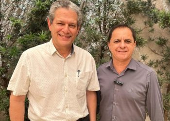 Na foto da assessoria de imprensa o prefeito eleito Silvio Barros e o futuro presidente da Maringá Previdência Edson Paliari