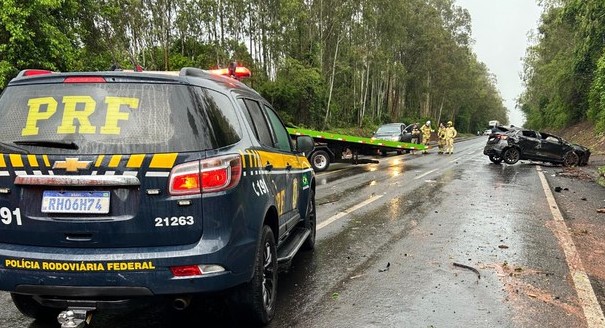 Maioria dos acidentes durante o feriado de natal envolveu veículos de grande porte. foto - PRF/PR