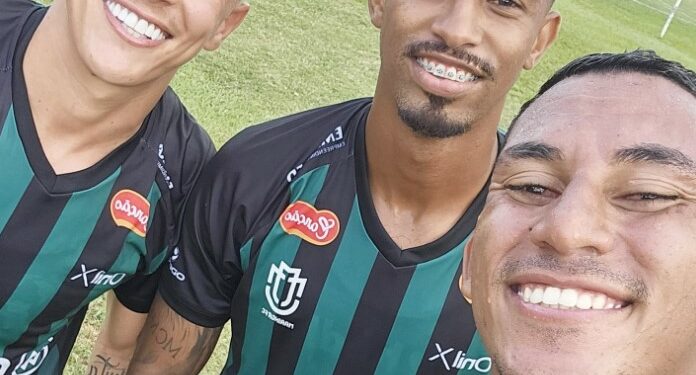 Moraes, Danilo e Vitinho fizeram os gols da vitória de 3 a 2 sobre o Londrina. foto - ASC/MFC