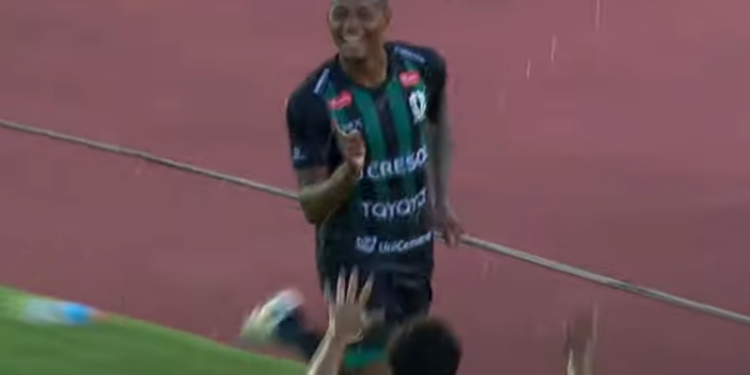 Max Miller faz dois e Maringá arranca na frente na disputa da vaga nas semifinais contra o Coxa. foto - REPRODUÇÃO NSPORTS YOUTUBE