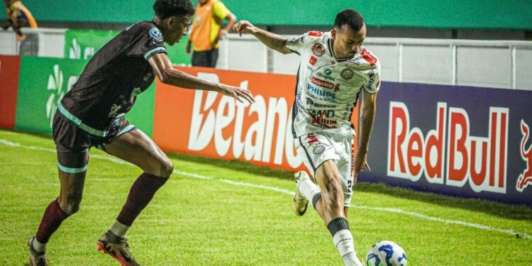 Operário e Humaitá se enfrentaram no Acre pela Copa do Brasil. Foto: Jhon Silva/ Operário.